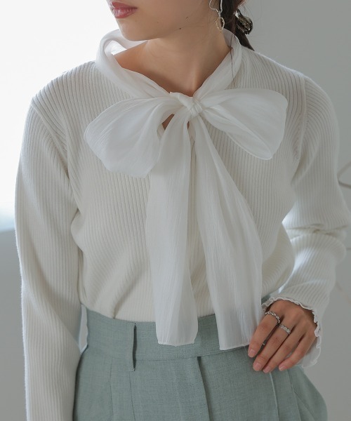 Bab（バブ）の「ボウタイリブニットプルオーバー（ニット/セーター・レディース・グレイッシュベージュ/チャコールグレー/オフホワイト・FREE）」の9枚目の写真