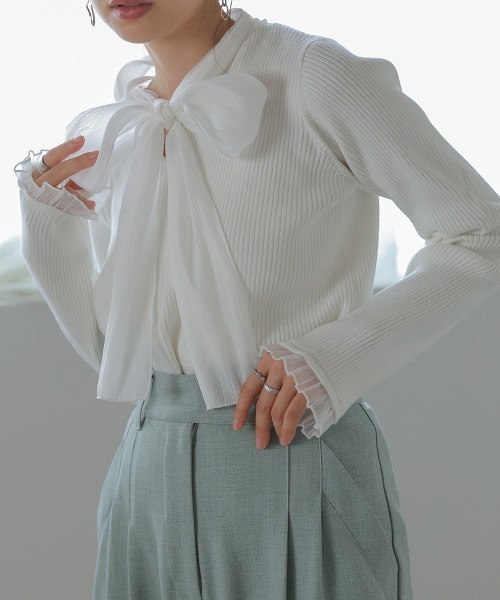 Bab（バブ）の「ボウタイリブニットプルオーバー（ニット/セーター・レディース・グレイッシュベージュ/チャコールグレー/オフホワイト・FREE）」の10枚目の写真