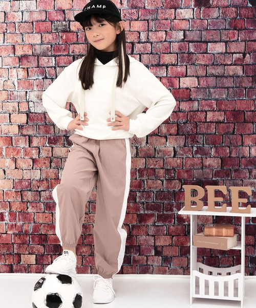 Bee des Bee（ビーデスビー）の「レイヤード風パーカー（パーカー・キッズ・ブラック/ホワイト/ライトグレー・110cm/120cm/130cm/140cm/150cm/100cm）」の17枚目の写真