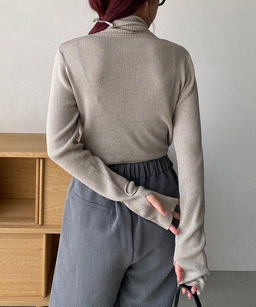 CAPRICIEUX LE'MAGE（カプリシューレマージュ）の「ハイネックリブプルオーバー（ニット/セーター・レディース・グレイッシュベージュ/ホワイト/アイボリー/ブラック・FREE）」の17枚目の写真