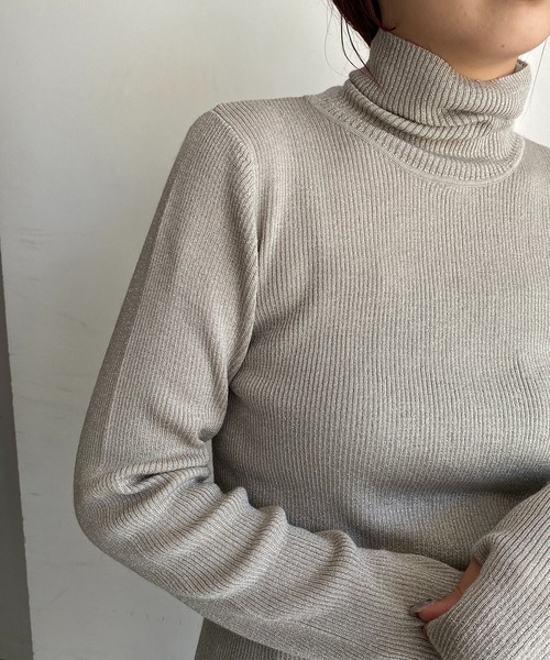 CAPRICIEUX LE'MAGE（カプリシューレマージュ）の「ハイネックリブプルオーバー（ニット/セーター・レディース・グレイッシュベージュ/ホワイト/アイボリー/ブラック・FREE）」の12枚目の写真