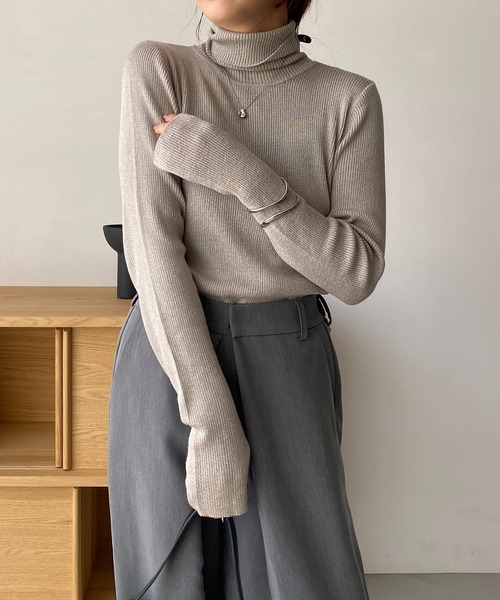 CAPRICIEUX LE'MAGE（カプリシューレマージュ）の「ハイネックリブプルオーバー（ニット/セーター・レディース・グレイッシュベージュ/ホワイト/アイボリー/ブラック・FREE）」の15枚目の写真