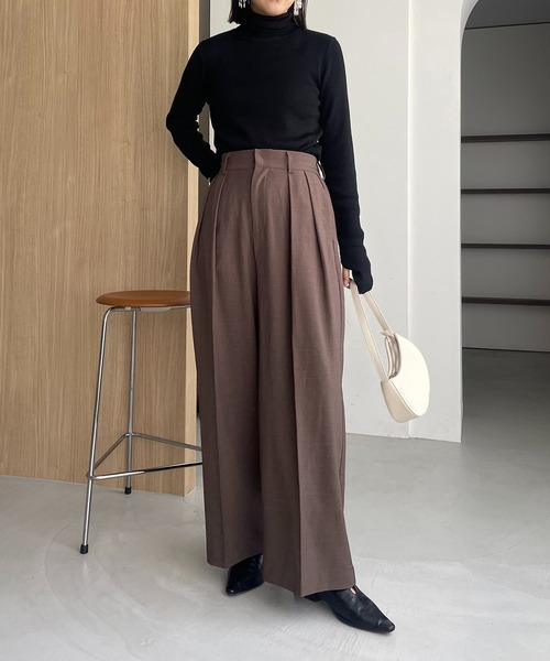 CAPRICIEUX LE'MAGE（カプリシューレマージュ）の「ハイネックリブプルオーバー（ニット/セーター・レディース・グレイッシュベージュ/ホワイト/アイボリー/ブラック・FREE）」の5枚目の写真