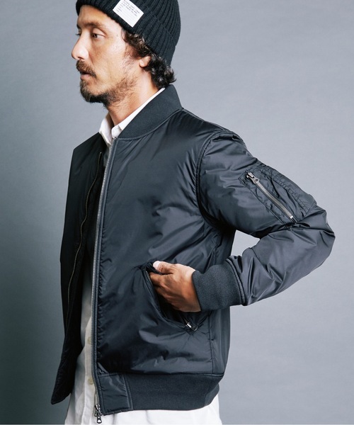 Magine（マージン）の「NYLON THINSULATE ZIP MA-1 JKT:ナイロン シンサレート ZIPポケット MA-1（MA-1・メンズ・ブラック/オリーブ/ネイビー・44/48/46）」の4枚目の写真