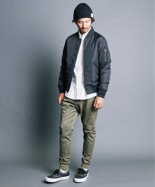 Magine（マージン）の「NYLON THINSULATE ZIP MA-1 JKT:ナイロン シンサレート ZIPポケット MA-1（MA-1・メンズ・ブラック/オリーブ/ネイビー・44/48/46）」の16枚目の写真