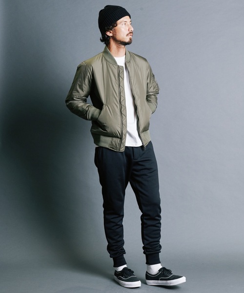 Magine（マージン）の「NYLON THINSULATE ZIP MA-1 JKT:ナイロン シンサレート ZIPポケット MA-1（MA-1・メンズ・ブラック/オリーブ/ネイビー・44/48/46）」の21枚目の写真