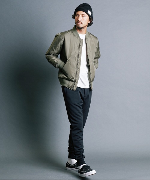 Magine（マージン）の「NYLON THINSULATE ZIP MA-1 JKT:ナイロン シンサレート ZIPポケット MA-1（MA-1・メンズ・ブラック/オリーブ/ネイビー・44/48/46）」の22枚目の写真