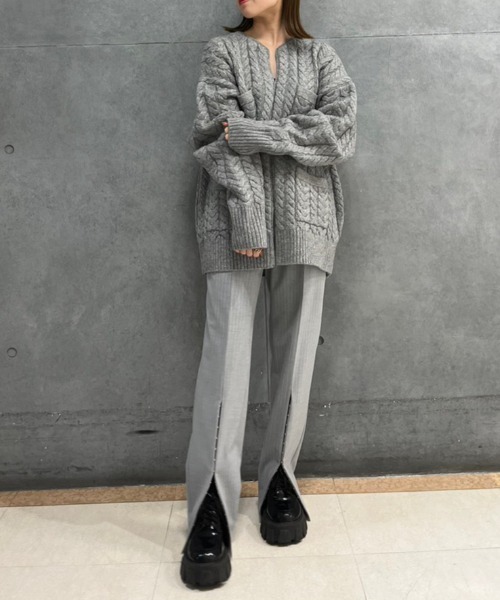 LE CIEL BLEU(ルシェルブルー)の「チャンキーケーブルカーディガン / Chunky Cable Cardigan(ニット/セーター・レディース・グレー/ネイビー/ブラック・36)」の20枚目の写真