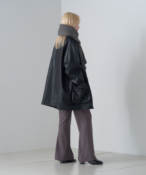 WHIMSIC（ウィムジック）の「【UNISEX】リブニットマフラー（マフラー・メンズ・アイボリー/ブルー/チャコールグレー・FREE）」の8枚目の写真