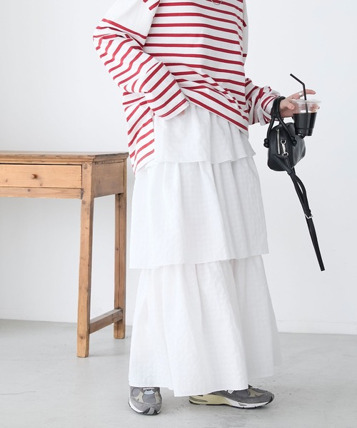 BONLECILL(ボンルシール)の「アソート柄ティアードスカート(スカート・レディース・グリーン系1/レッド系1/アイボリー/オレンジ系1/ブラック系1/ネイビー系1・FREE)」の16枚目の写真