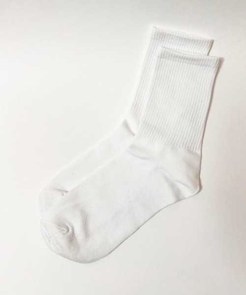 Kotoe（コトエ）の「【13色展開】 カラー クルーソックス 靴下 レディース（ソックス/靴下・レディース・ホワイト/ライトブルー/ブラック/ネイビー/ライトイエロー/パープル/イエロー/オレンジ/グレー/レッド/ピンク/グリーン/ライトグリーン・FREE）」の2枚目の写真