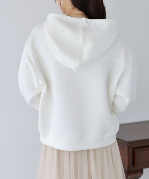 BLUEEAST（ブルーイースト）の「もっちりドルマンパーカー（パーカー・レディース・ブラック/オフホワイト/グレー/ピンク・MEDIUM）」の7枚目の写真