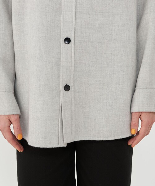 GALERIE VIE（ギャルリー ヴィー）の「エアーダブルフェイス オーバーシャツブルゾン（ブルゾン・レディース・ライトグレー・FREE）」の3枚目の写真