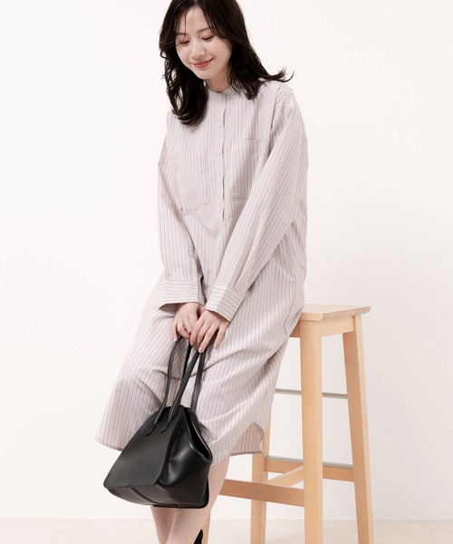 Jayro（ジャイロ）の「マルチストライプバンドカラーシャツワンピース（ワンピース・レディース・ベージュ/ブラック/ブルー・M）」の7枚目の写真