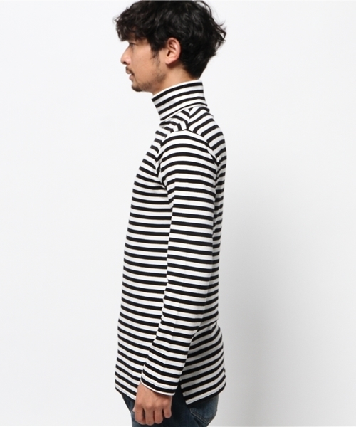 WEGO（ウィゴー）の「WEGO/スムースタートルネックロングTシャツ（Tシャツ/カットソー・メンズ・ホワイト/ブラック/ホワイト系その他・LARGE/MEDIUM）」の10枚目の写真