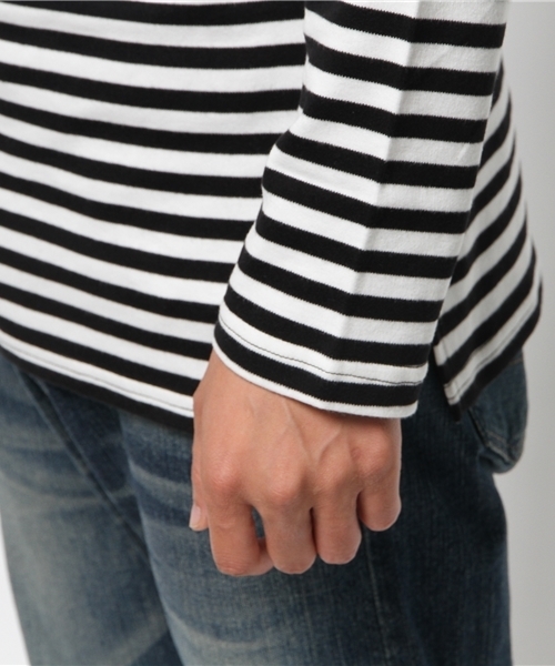 WEGO（ウィゴー）の「WEGO/スムースタートルネックロングTシャツ（Tシャツ/カットソー・メンズ・ホワイト/ブラック/ホワイト系その他・LARGE/MEDIUM）」の6枚目の写真