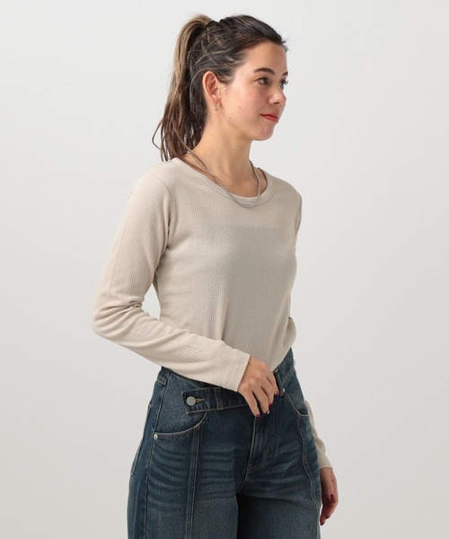 BAYFLOW（ベイフロー）の「[鎖骨を綺麗に見せる]リブクルーネックプルオーバー（Tシャツ/カットソー・レディース・キャメル/ブラック/オフホワイト・FREE）」の13枚目の写真