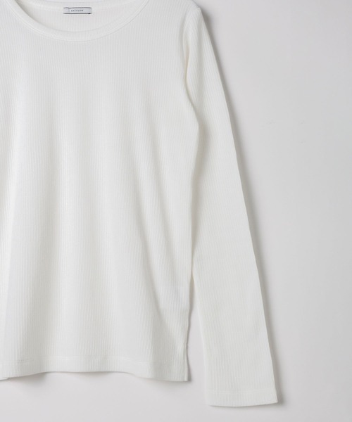 BAYFLOW（ベイフロー）の「[鎖骨を綺麗に見せる]リブクルーネックプルオーバー（Tシャツ/カットソー・レディース・キャメル/ブラック/オフホワイト・FREE）」の21枚目の写真