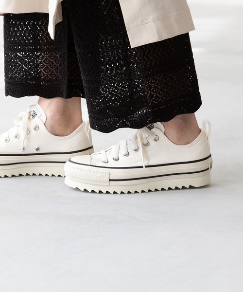 CONVERSE（コンバース）の「CONVERSE ALL STAR SHARKSOLE　コンバース オールスター シャークソール ローカット（スニーカー・レディース・ブラック/ピンク/ホワイト・22.0cm/22.5cm/23.0cm/23.5cm/24.0cm/24.5cm/25.0cm）」の6枚目の写真