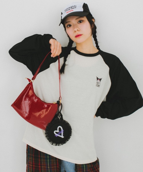 nemne store(ネンネストア)の「【nemne store × My Melody & Kuromiコラボアイテム】ハートモチーフラグランロンT(Tシャツ/カットソー・レディース・ブラック/ネイビー・SMALL/MEDIUM)」の12枚目の写真