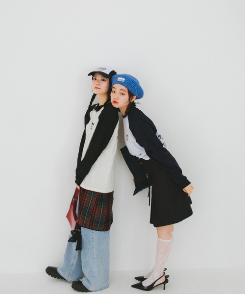 nemne store(ネンネストア)の「【nemne store × My Melody & Kuromiコラボアイテム】ハートモチーフラグランロンT(Tシャツ/カットソー・レディース・ブラック/ネイビー・SMALL/MEDIUM)」の7枚目の写真