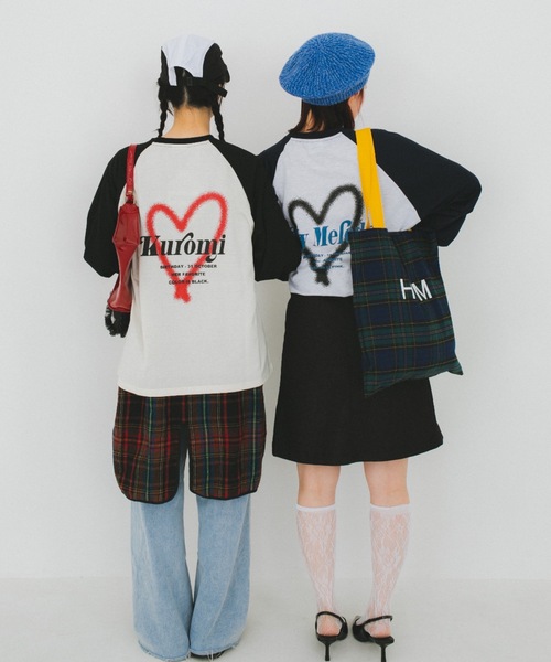 nemne store(ネンネストア)の「【nemne store × My Melody & Kuromiコラボアイテム】ハートモチーフラグランロンT(Tシャツ/カットソー・レディース・ブラック/ネイビー・SMALL/MEDIUM)」の9枚目の写真