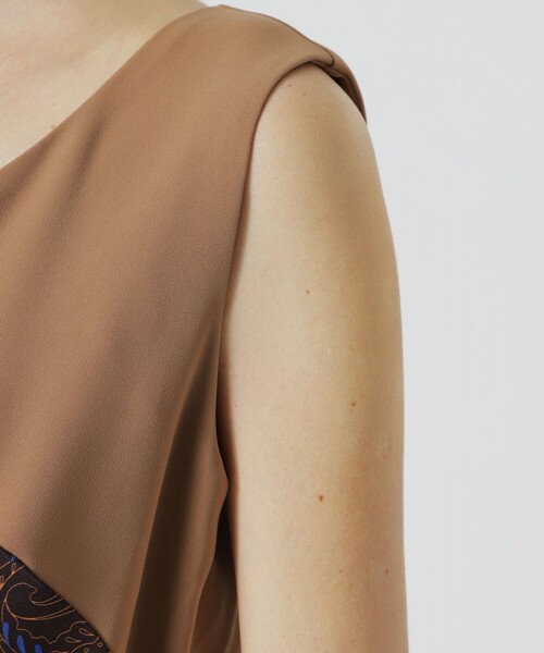 LOVELESS（ラブレス）の「【手洗い可】ブロッキングリゾートプリントワンピース（ワンピース・レディース・ベージュ系その他・36/34）」の4枚目の写真