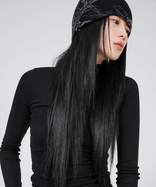 FLAREUP（フレアアップ）の「韓国ブランド FLAREUP フレアアップ Chaos Knit Beanie ニット帽 総柄ビーニー 深め 帽子 韓国ファッション ストリートファッション テック系ファッション（ニットキャップ/ビーニー・メンズ・ブラック/オフホワイト・ONE SIZE）」の8枚目の写真