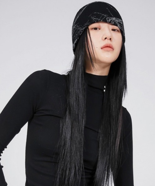 FLAREUP（フレアアップ）の「韓国ブランド FLAREUP フレアアップ Chaos Knit Beanie ニット帽 総柄ビーニー 深め 帽子 韓国ファッション ストリートファッション テック系ファッション（ニットキャップ/ビーニー・メンズ・ブラック/オフホワイト・ONE SIZE）」の7枚目の写真