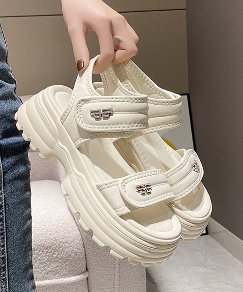 Miniministore(ミニミニストア)の「厚底ベルクロサンダル スポーツサンダル夏(サンダル・レディース・アイボリー/ベージュ/ブラック・23.5cm/23.0cm/22.5cm/24.0cm/24.5cm)」の1枚目の写真