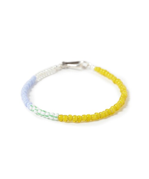BEAMS BOY（ビームスボーイ）の「ROSETTA PRAYER / 3mm ビーズ ブレス（ブレスレット・レディース・ブラウン/レッド/イエロー・ONE SIZE）」の2枚目の写真