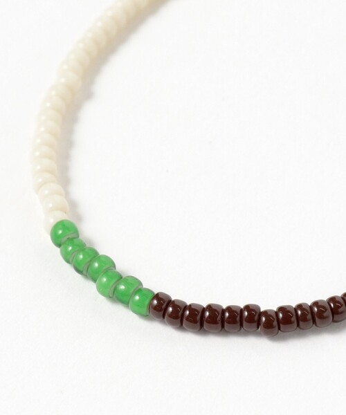 BEAMS BOY（ビームスボーイ）の「ROSETTA PRAYER / 3mm ビーズ ブレス（ブレスレット・レディース・ブラウン/レッド/イエロー・ONE SIZE）」の5枚目の写真