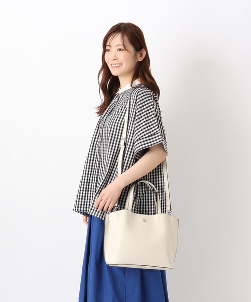 one'sterrace(ワンズテラス)の「Legato Largo かるいかばん 2WAYトート(トートバッグ・レディース・アイボリー系8・99)」の10枚目の写真