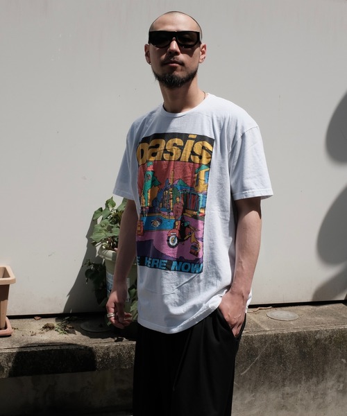 the Oasis(ジオアシス)の「【THRIFTY LOOK スリフティールック】 THRIFTY "OASIS" TEE ロック/ビンテージ/ユーズドライクTシャツ/オアシス/ヴィンテージ(Tシャツ/カットソー・メンズ・ホワイト・LARGE/X-LARGE/MEDIUM)」の6枚目の写真