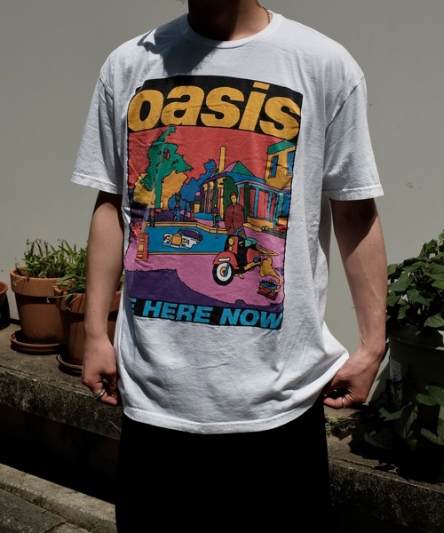 the Oasis(ジオアシス)の「【THRIFTY LOOK スリフティールック】 THRIFTY "OASIS" TEE ロック/ビンテージ/ユーズドライクTシャツ/オアシス/ヴィンテージ(Tシャツ/カットソー・メンズ・ホワイト・LARGE/X-LARGE/MEDIUM)」の12枚目の写真