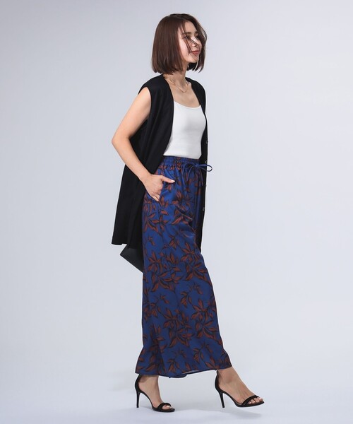 B:MING by BEAMS(ビーミングバイビームス)の「カットソー サマー ジレ(ベスト・レディース・ブラック/ベージュ・SMALL/MEDIUM)」の9枚目の写真