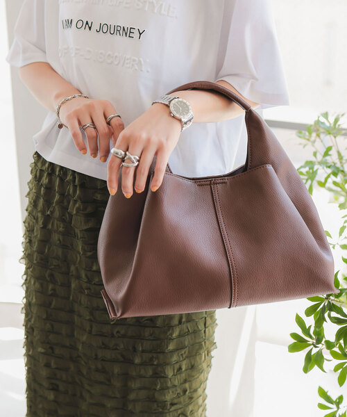 KOBE LETTUCE（コウベレタス）の「ソフトフェイクレザーワンハンドルバッグ（ハンドバッグ・レディース・ブラック/アイボリー/ブラウン・F）」の3枚目の写真