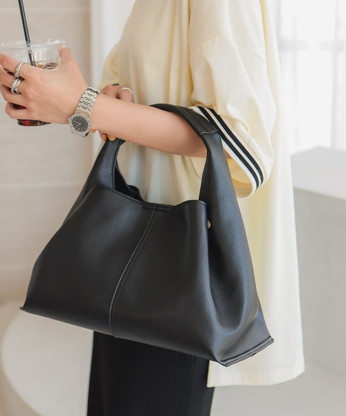 KOBE LETTUCE（コウベレタス）の「ソフトフェイクレザーワンハンドルバッグ（ハンドバッグ・レディース・ブラック/アイボリー/ブラウン・F）」の10枚目の写真