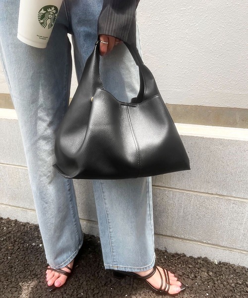 KOBE LETTUCE（コウベレタス）の「ソフトフェイクレザーワンハンドルバッグ（ハンドバッグ・レディース・ブラック/アイボリー/ブラウン・F）」の21枚目の写真