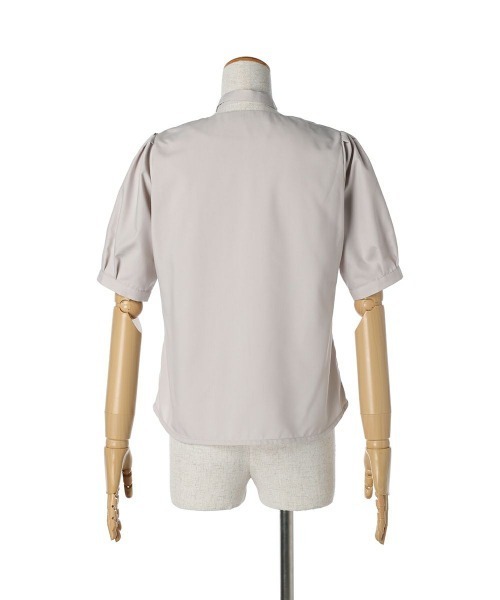 F i.n.t（フィント）の「アレンジタイ付きスクエアネックブラウス/fint（シャツ/ブラウス・レディース・ライトベージュ/オフホワイト・FREE）」の6枚目の写真