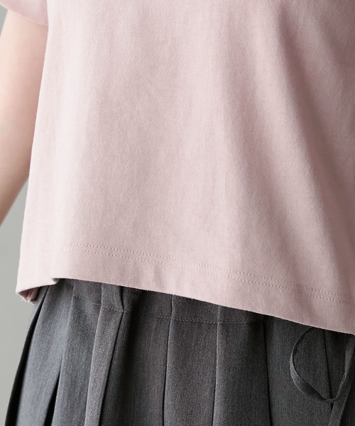 forksy.(フォルクシー)の「【forksy.】ワンポイントロゴ刺繍サイドスナップ半袖Tシャツ(Tシャツ/カットソー・レディース・スモークピンク/オフホワイト/ネイビー・FREE)」の19枚目の写真