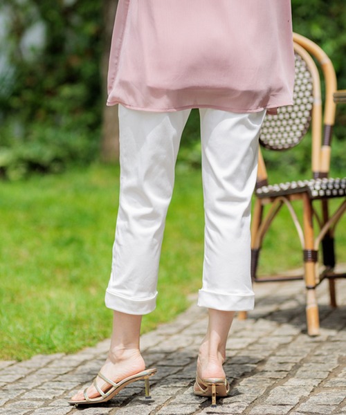 BELLUNA PLUS(ベルーナ)の「裾リボン綿サテンクロップドパンツ55丈(その他パンツ・レディース・イエロー/ライトグレー/ブラック/カーキ/オフホワイト・SMALL/MEDIUM/LARGE/X-LARGE)」の11枚目の写真