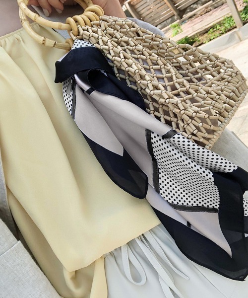 Miniministore（ミニミニストア）の「スカーフ 首巻き バンダナバッグスカーフ（バンダナ/スカーフ・レディース・ブルー/ベージュ/グレー・FREE）」の11枚目の写真