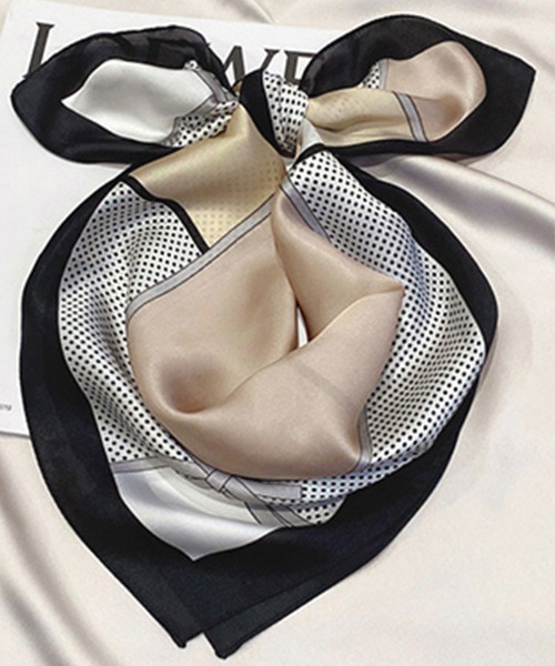 Miniministore（ミニミニストア）の「スカーフ 首巻き バンダナバッグスカーフ（バンダナ/スカーフ・レディース・ブルー/ベージュ/グレー・FREE）」の16枚目の写真