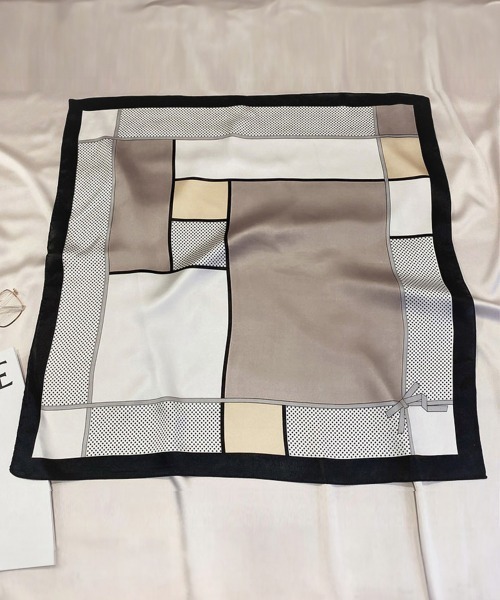 Miniministore（ミニミニストア）の「スカーフ 首巻き バンダナバッグスカーフ（バンダナ/スカーフ・レディース・ブルー/ベージュ/グレー・FREE）」の17枚目の写真