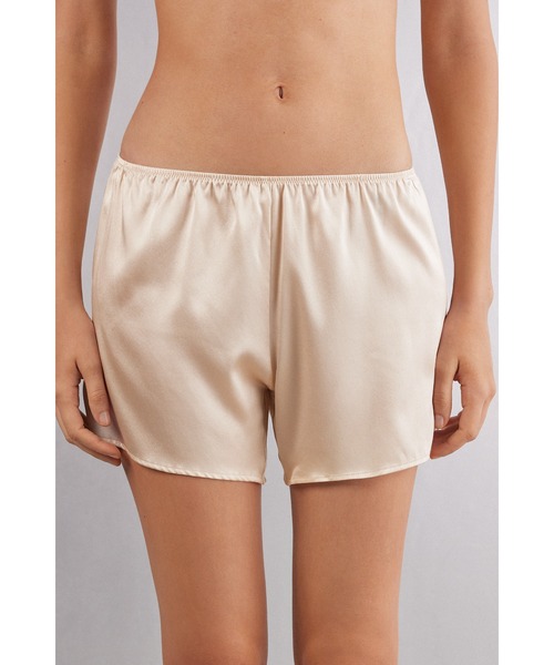 新品2点！intimissimi キャミソール＆ショートパンツ 総柄 ブラック シルク ショートパンツ | Intimissimi