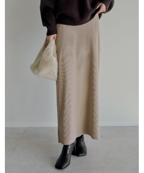 Re:EDIT（リエディ）の「[セルフカット][大きいサイズ有]リブカットソータイトスカート（スカート・レディース・チャコールグレー/アイボリー/ブラック/グレイッシュベージュ/ブラウン・LARGE/X-LARGE/MEDIUM）」の5枚目の写真