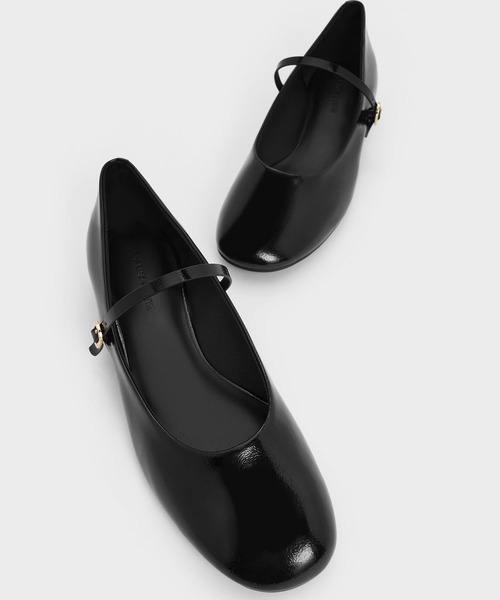 CHARLES & KEITH（チャールズ & キース）の「ラウンドトゥ メリージェーン（パンプス・レディース・オフホワイト/ブラック/ブラック系その他6/シルバー/マルチ・23.5cm/23cm/22.5cm/24.5cm/25cm/26.5cm/25.5cm）」の13枚目の写真
