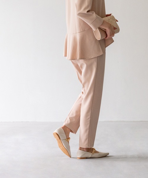 menue(メヌエ)の「パールチェーン ポインテッドトゥ バブーシュパンプス(パンプス・レディース・ブラック/ホワイト・21.5cm/22.0cm/22.5cm/23.0cm/23.5cm/24.0cm/24.5cm/25.0cm/25.5cm/26.0cm)」の5枚目の写真