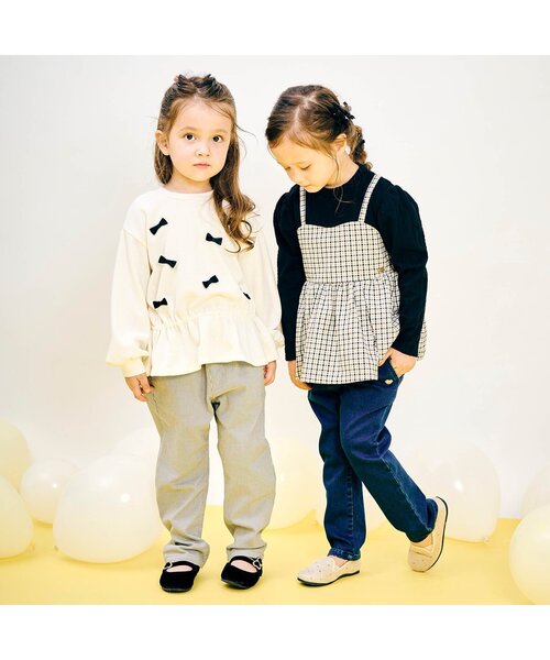 apres les cours(アプレレクール)の「ドロストメニーリボントレーナー(スウェット・キッズ・ピンク/サックスブルー/アイボリー/ブラック・140/130/120/110/100/90/80)」の9枚目の写真